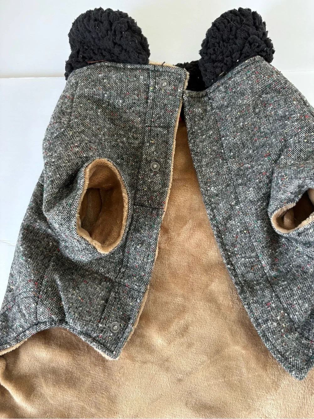 Reddy Grey Black Collar Textured Fleece Dog Jacket Button Up L MultiColor Dot
